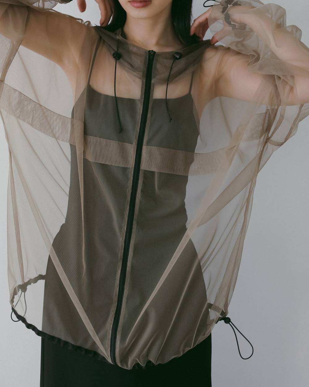 Tulle Zip Blouzon Tulle Zip Blouzon,チュール ジップ ブルゾン,62610201,ブルゾン,アウター,羽織,パーカー,インナー,プルオーバー,チュール素材,オーバーサイズ,ànuke,アンヌーク,lifes,ライフズ,26ss