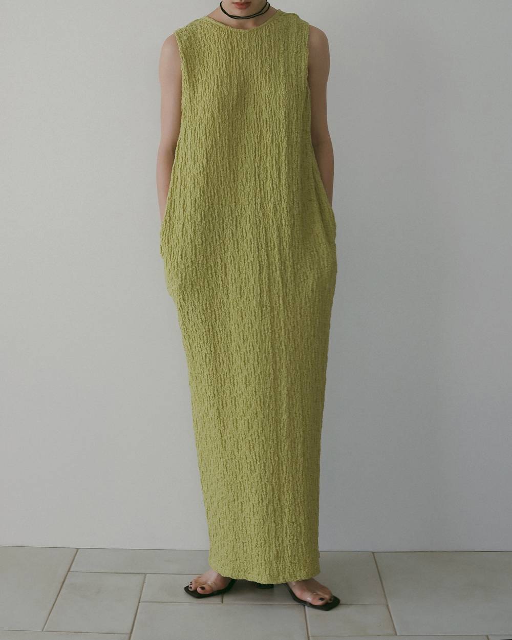 Sleeveless Shirring Onepiece Sleeveless Shirring Onepiece,スリーブレス シャーリング ワンピース,62610306,ワンピース,ワンピ,ドレス,ànuke,アンヌーク,lifes,ライフズ,26ss