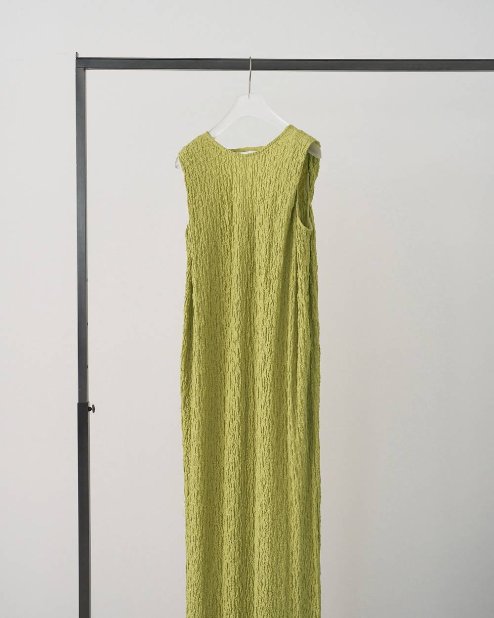 Sleeveless Shirring Onepiece Sleeveless Shirring Onepiece,スリーブレス シャーリング ワンピース,62610306,ワンピース,ワンピ,ドレス,ànuke,アンヌーク,lifes,ライフズ,26ss