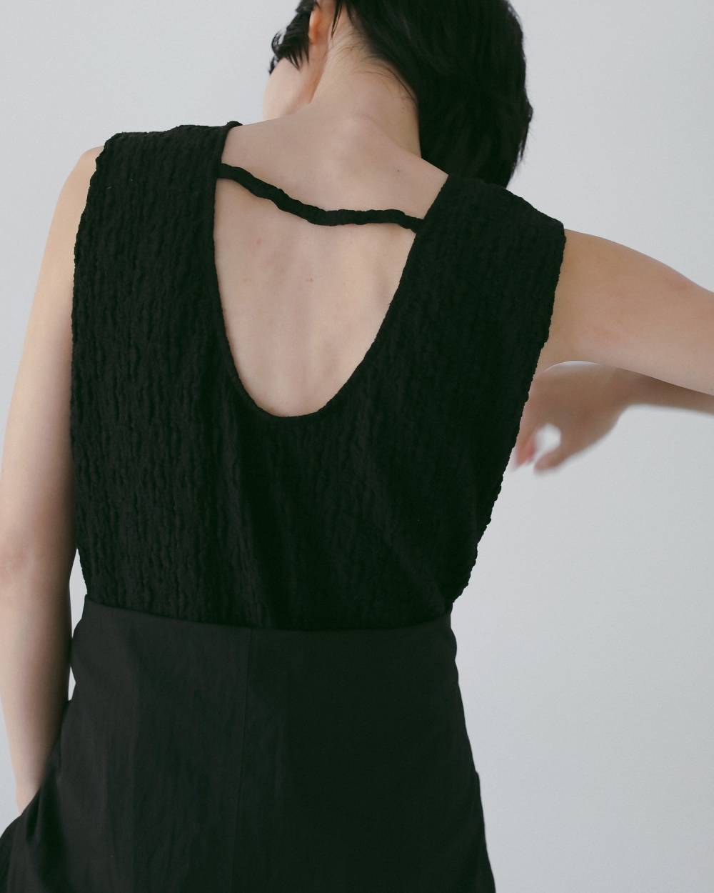 Sleeveless Shirring Onepiece Sleeveless Shirring Onepiece,スリーブレス シャーリング ワンピース,62610306,ワンピース,ワンピ,ドレス,ànuke,アンヌーク,lifes,ライフズ,26ss