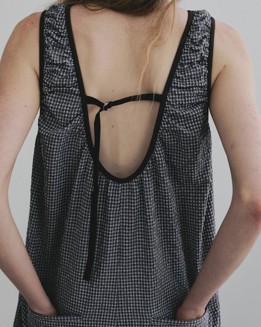 Uneck Check Combinaison Uneck Check Combinaison,Uネック チェック コンビネゾン,62610309,コンビネゾン,ワンピ,ワンピース,ドレス,チェック柄,サッカー素材,Uネック,ànuke,アンヌーク,lifes,ライフズ,26ss