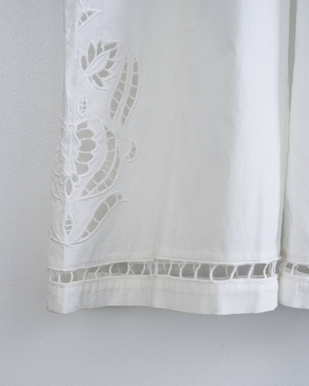 Cutwork Lace Combinaison Cutwork Lace Combinaison,カットワーク レース コンビネゾン,62610311,コンビネゾン,インド製,刺繍,ànuke,アンヌーク,lifes,ライフズ,26ss