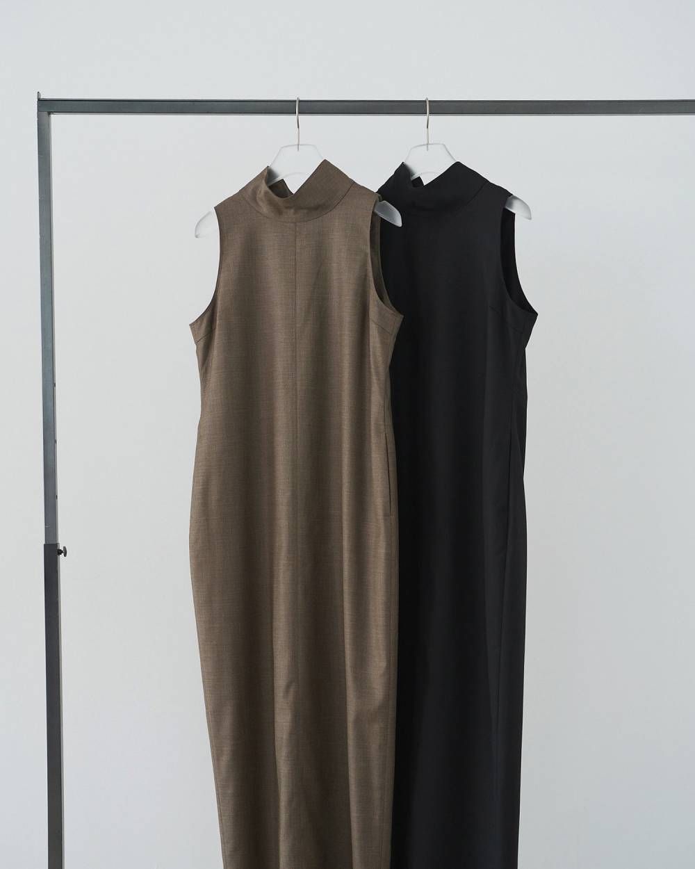 Highneck Sleeveless Onepiece Highneck Sleeveless Onepiece,ハイネック スリーブレス ワンピース,62610314,ワンピース,ワンピ,ドレス,ノースリーブワンピース,ノースリーブ,ノースリ,ハイネック,ànuke,アンヌーク,lifes,ライフズ,26ss
