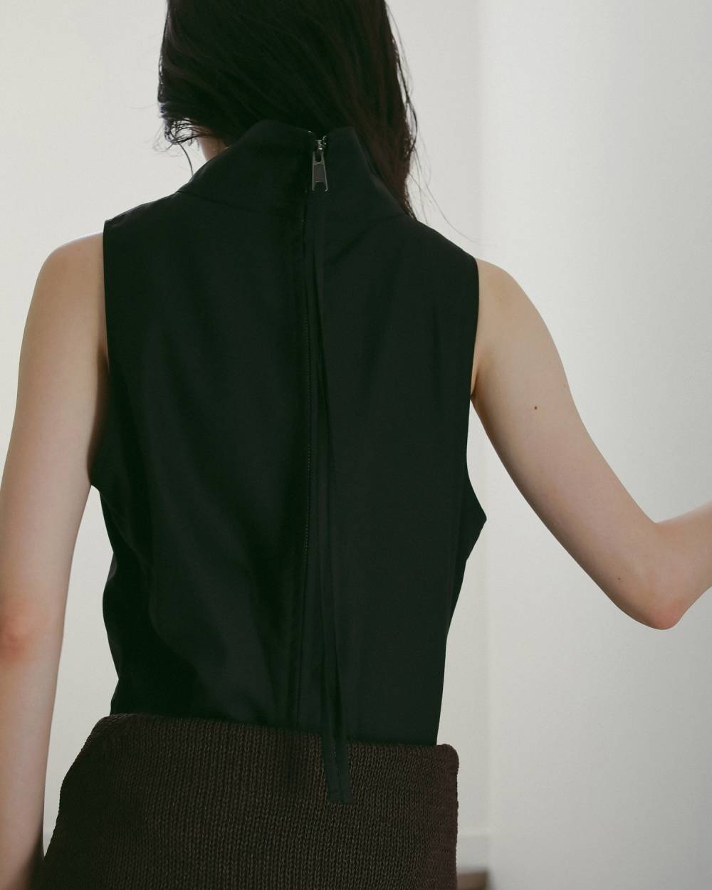 Highneck Sleeveless Onepiece Highneck Sleeveless Onepiece,ハイネック スリーブレス ワンピース,62610314,ワンピース,ワンピ,ドレス,ノースリーブワンピース,ノースリーブ,ノースリ,ハイネック,ànuke,アンヌーク,lifes,ライフズ,26ss