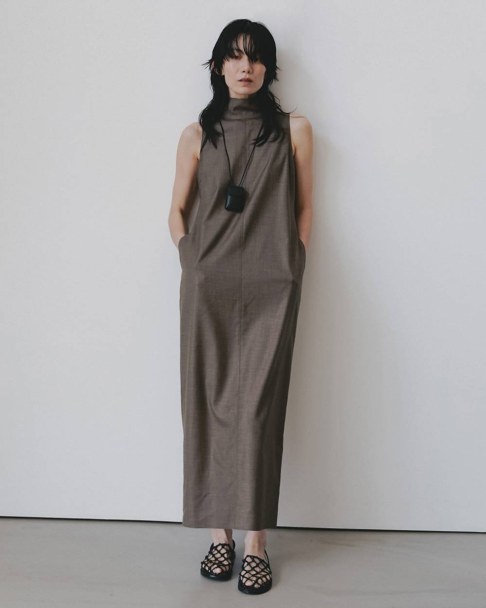 Highneck Sleeveless Onepiece Highneck Sleeveless Onepiece,ハイネック スリーブレス ワンピース,62610314,ワンピース,ワンピ,ドレス,ノースリーブワンピース,ノースリーブ,ノースリ,ハイネック,ànuke,アンヌーク,lifes,ライフズ,26ss