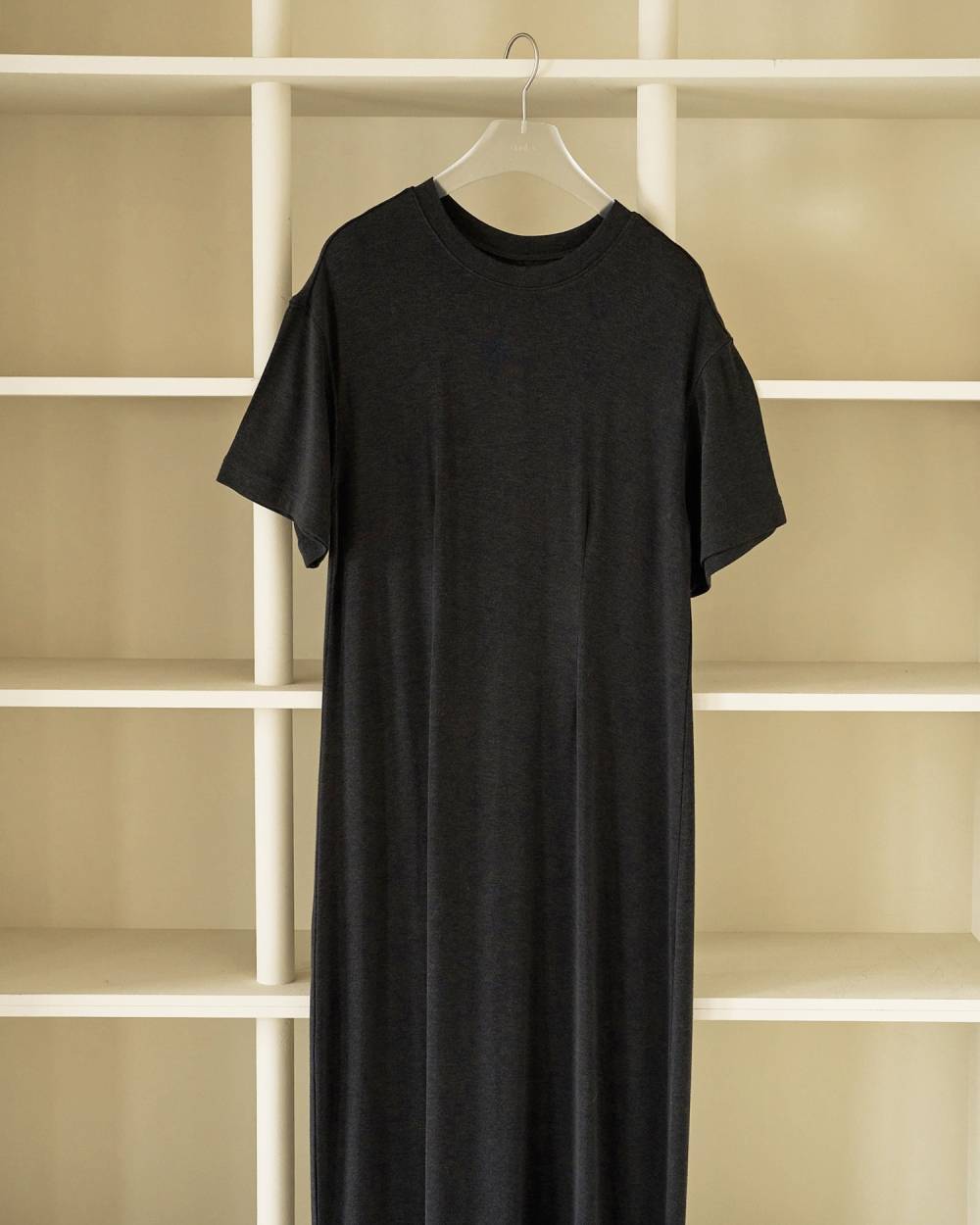 Soft Cocoon Onepiece Soft Cocoon Onepiece,ソフト コクーン ワンピース,62610317,ワンピース,ワンピ,ロングワンピース,カットソー素材,ànuke,アンヌーク,lifes,ライフズ,26ss