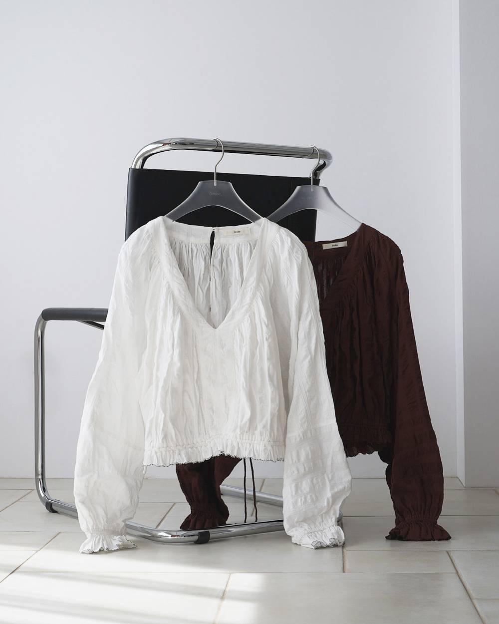 Gather Volume Blouse Gather Volume Blouse,ギャザー ボリューム ブラウス,62610404,トップス,シャツ,ブラウス,インド製,ànuke,アンヌーク,lifes,ライフズ,26ss