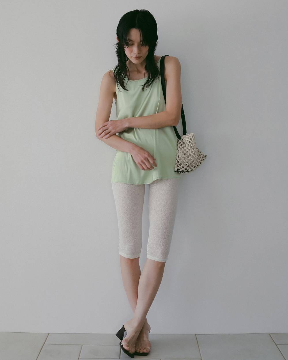 Satin Uneck Tops Satin Uneck Tops,サテン Uネック トップス,62610405,トップス,ノースリーブ,ノースリ,タンクトップ,タンク,サテン素材,ànuke,アンヌーク,lifes,ライフズ,26ss