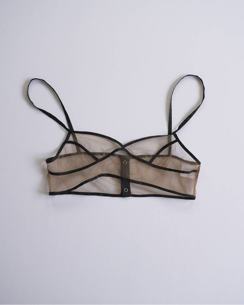 Bicolor Tulle Bratop Bicolor Tulle Bratop,バイカラー チュール ブラトップ,62610406,ブラトップ,トップス,チュール,レイヤード,シアー,透け感,ànuke,アンヌーク,lifes,ライフズ,26ss