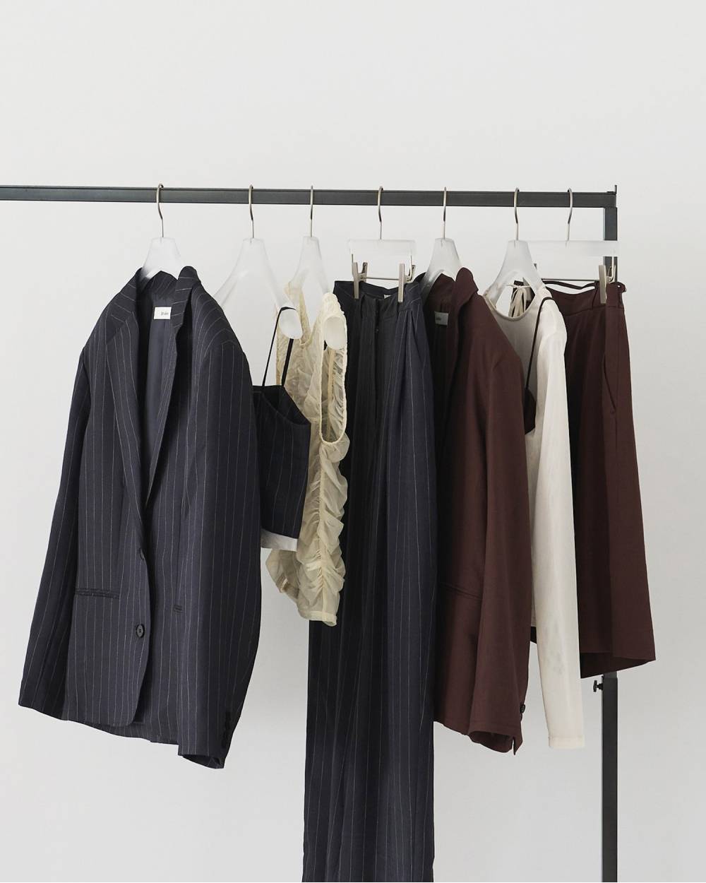 Linen Compact Camisole Linen Compact Camisole,リネン コンパクト キャミソール,62610409,キャミソール,キャミ,トップス,リネン素材,ànuke,アンヌーク,lifes,ライフズ,26ss