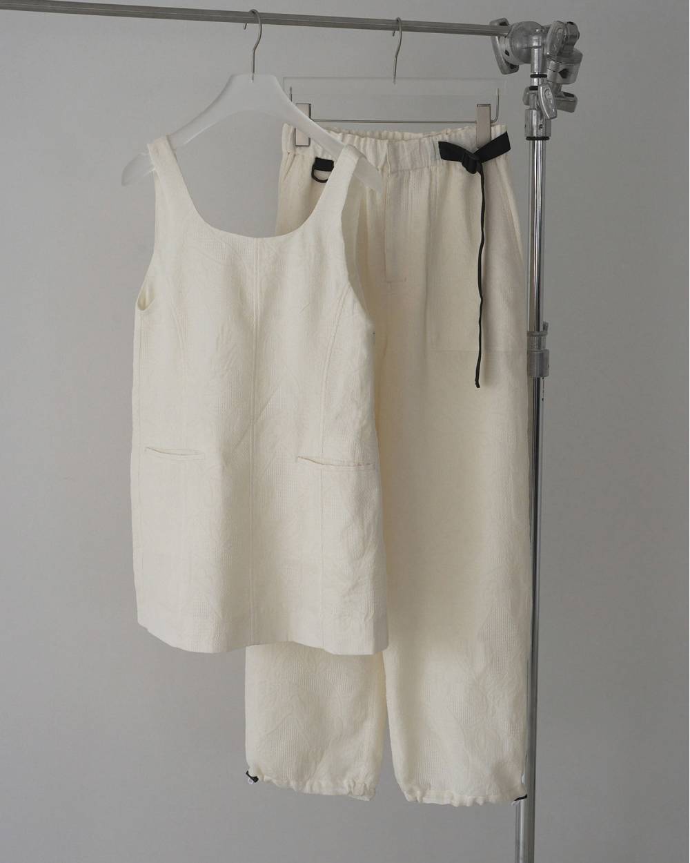 Jacquard Square Tunic Jacquard Square Tunic,ジャガード スクエア チュニック,62610410,トップス,チュニック,チュニックトップス,ジャカード素材,スクエアネック,ànuke,アンヌーク,lifes,ライフズ,26ss