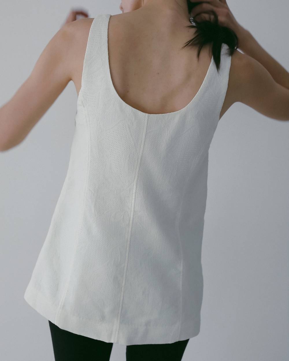 Jacquard Square Tunic Jacquard Square Tunic,ジャガード スクエア チュニック,62610410,トップス,チュニック,チュニックトップス,ジャカード素材,スクエアネック,ànuke,アンヌーク,lifes,ライフズ,26ss