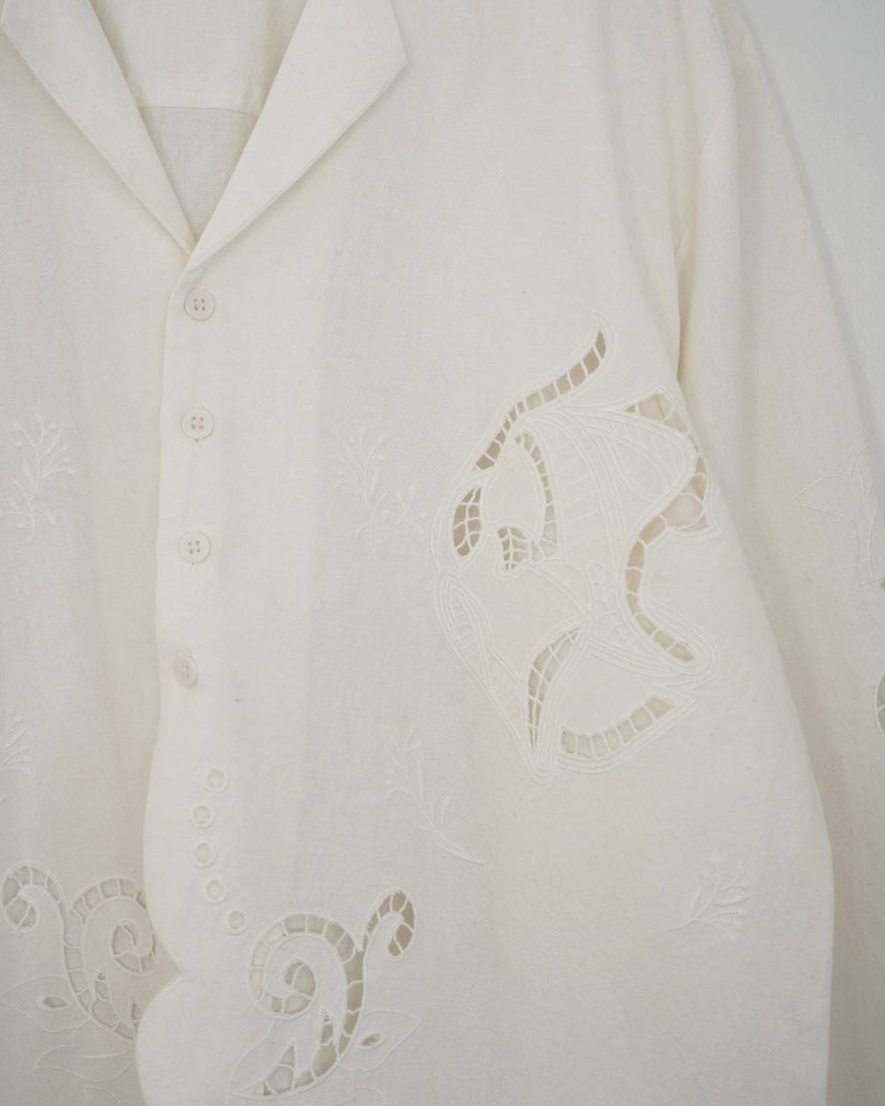 Cutwork Opencollar Shirts Cutwork Opencollar Shirts,カットワーク オープンカラー シャツ,62610418,シャツ,ブラウス,トップス,開襟シャツ,インド製,刺繍,ànuke,アンヌーク,lifes,ライフズ,26ss
