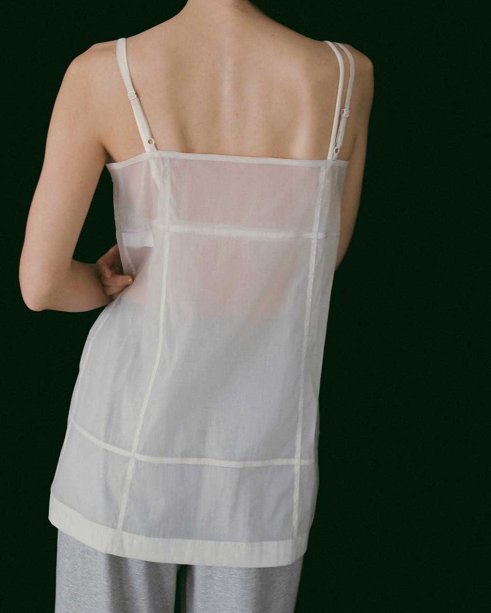 Sheer Panel Longcamisole Sheer Panel Longcamisole,シアー パネル ロングキャミソール,62610421,キャミソール,キャミ,シアー素材,インナー,トップス,ànuke,アンヌーク,lifes,ライフズ,26ss