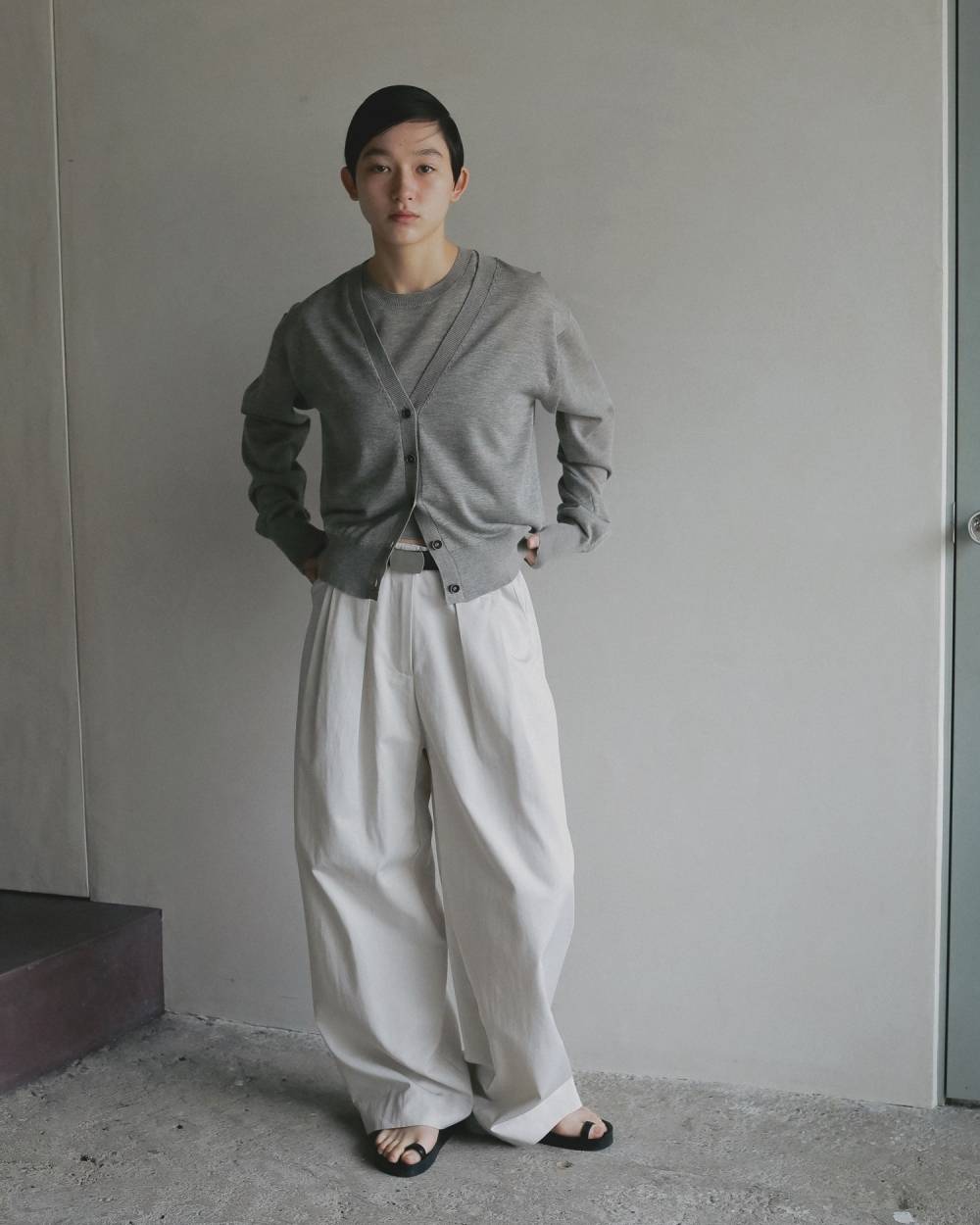 Highgauge Sheer Cardigan Highgauge Sheer Cardigan,ハイゲージ シアー カーディアガン,62610522,カーディガン,カーデ,羽織,Vネックカーディガン,Vネック,透け感,プルオーバー,ànuke,アンヌーク,lifes,ライフズ,26ss