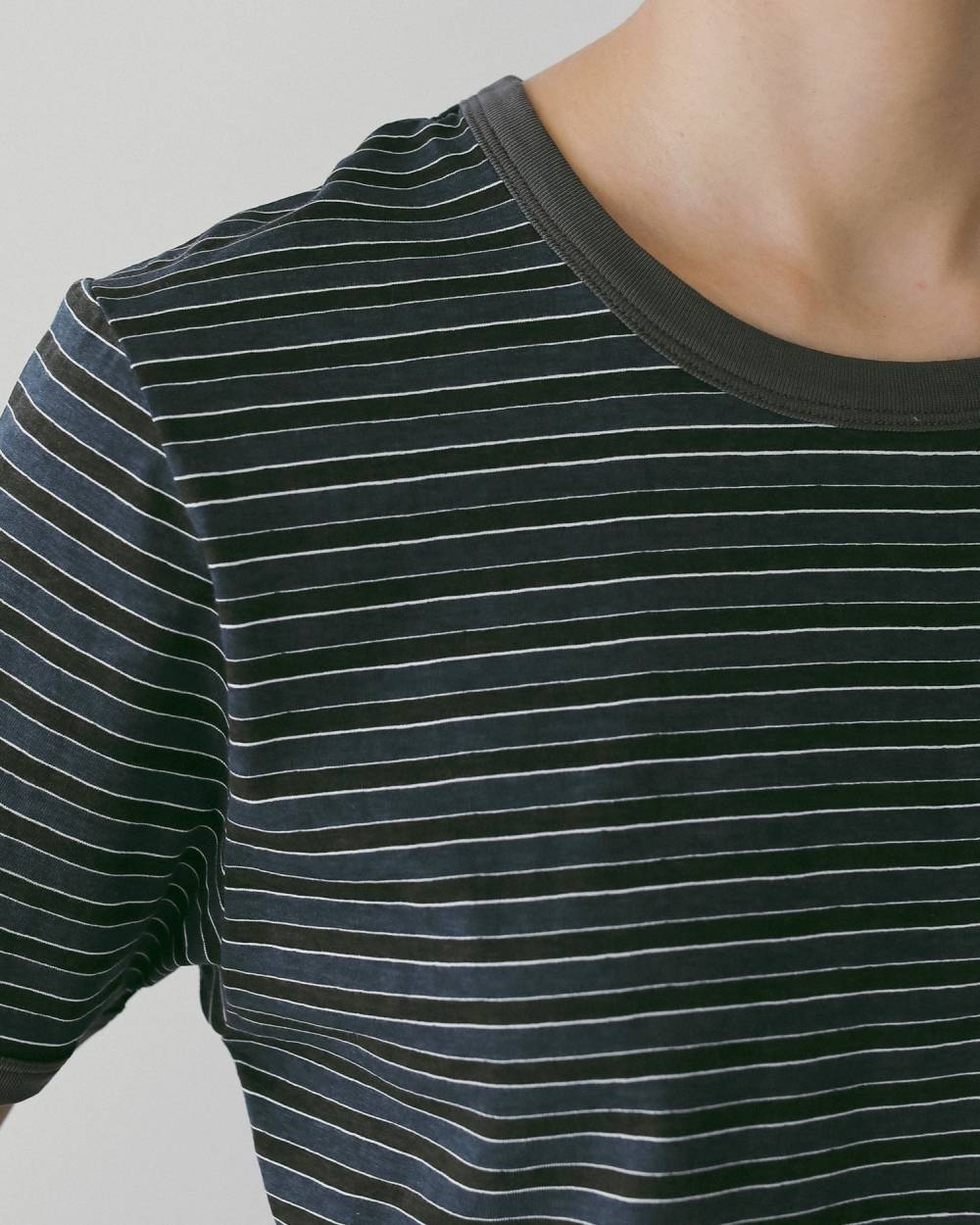 Multi Border T-Shirts Multi Border T-Shirts,マルチ ボーダー Tシャツ,62610601,トップス,Tシャツ,半袖,ボーダー,柄,コットン素材,コンパクト,ànuke,アンヌーク,lifes,ライフズ,26ss