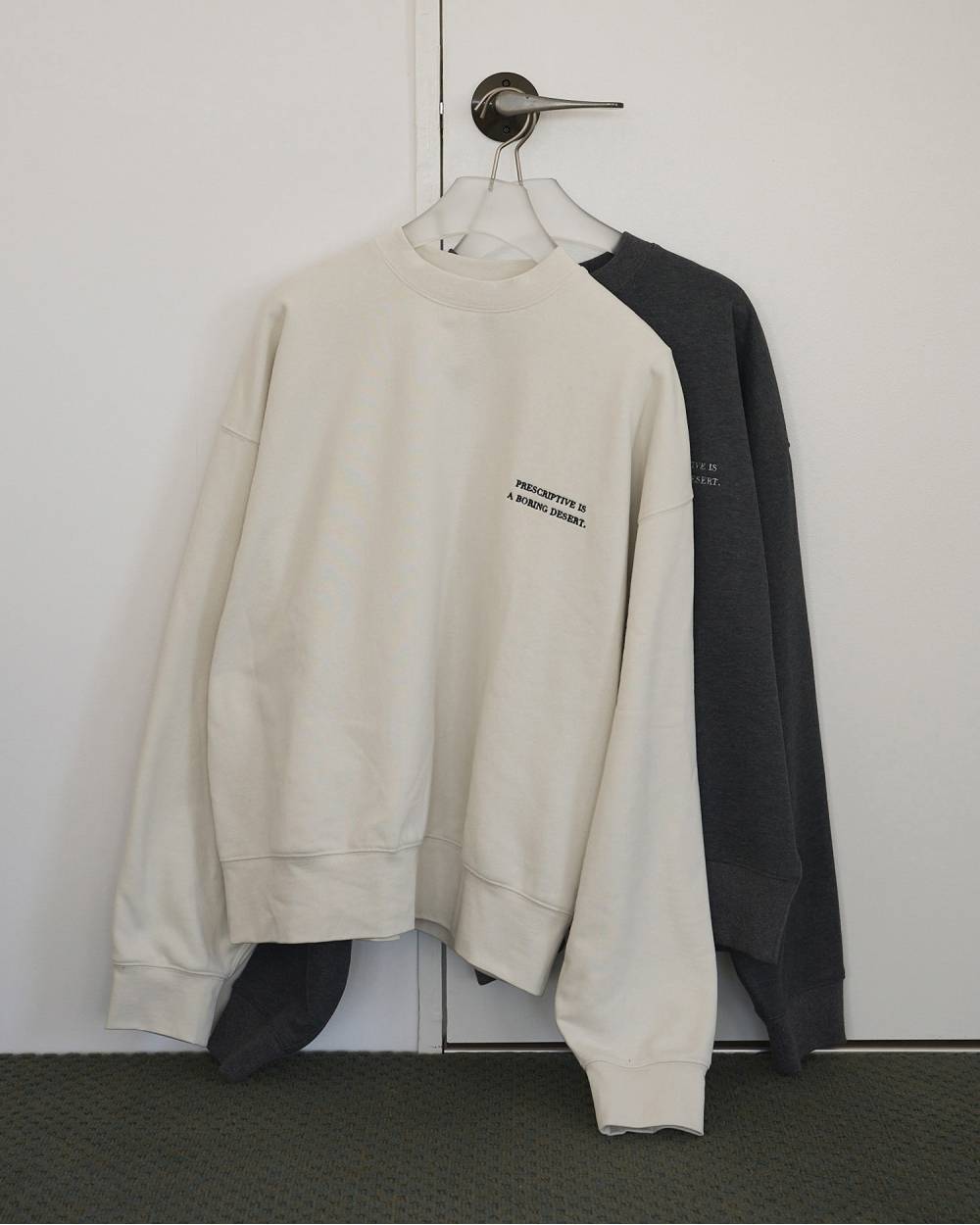 Embroidery Logo Sweat Embroidery Logo Sweat,エンブロイダリー ロゴ スウェット,62610606,トップス,スウェット,カジュアル,カットソー,ànuke,アンヌーク,lifes,ライフズ,26ss