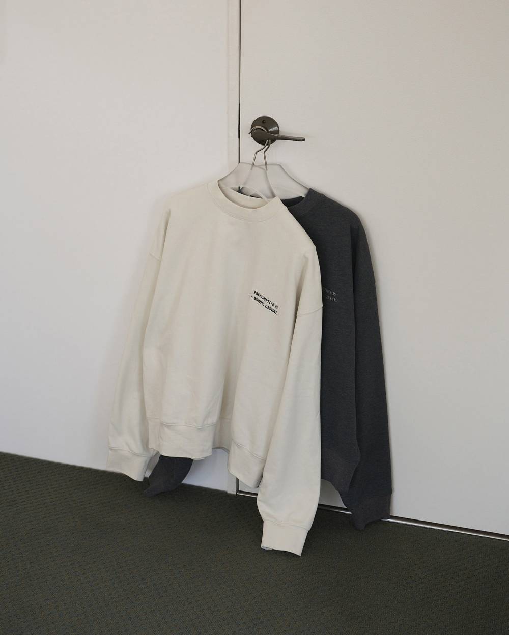 Embroidery Logo Sweat Embroidery Logo Sweat,エンブロイダリー ロゴ スウェット,62610606,トップス,スウェット,カジュアル,カットソー,ànuke,アンヌーク,lifes,ライフズ,26ss