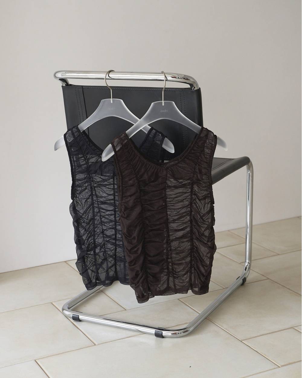 Tulle Gather Tanktop Tulle Gather Tanktop,チュール ギャザー タンクトップ,62610626,トップス,タンクトップ,タンク,ノースリーブ,ノースリ,チュール素材,ànuke,アンヌーク,lifes,ライフズ,26ss