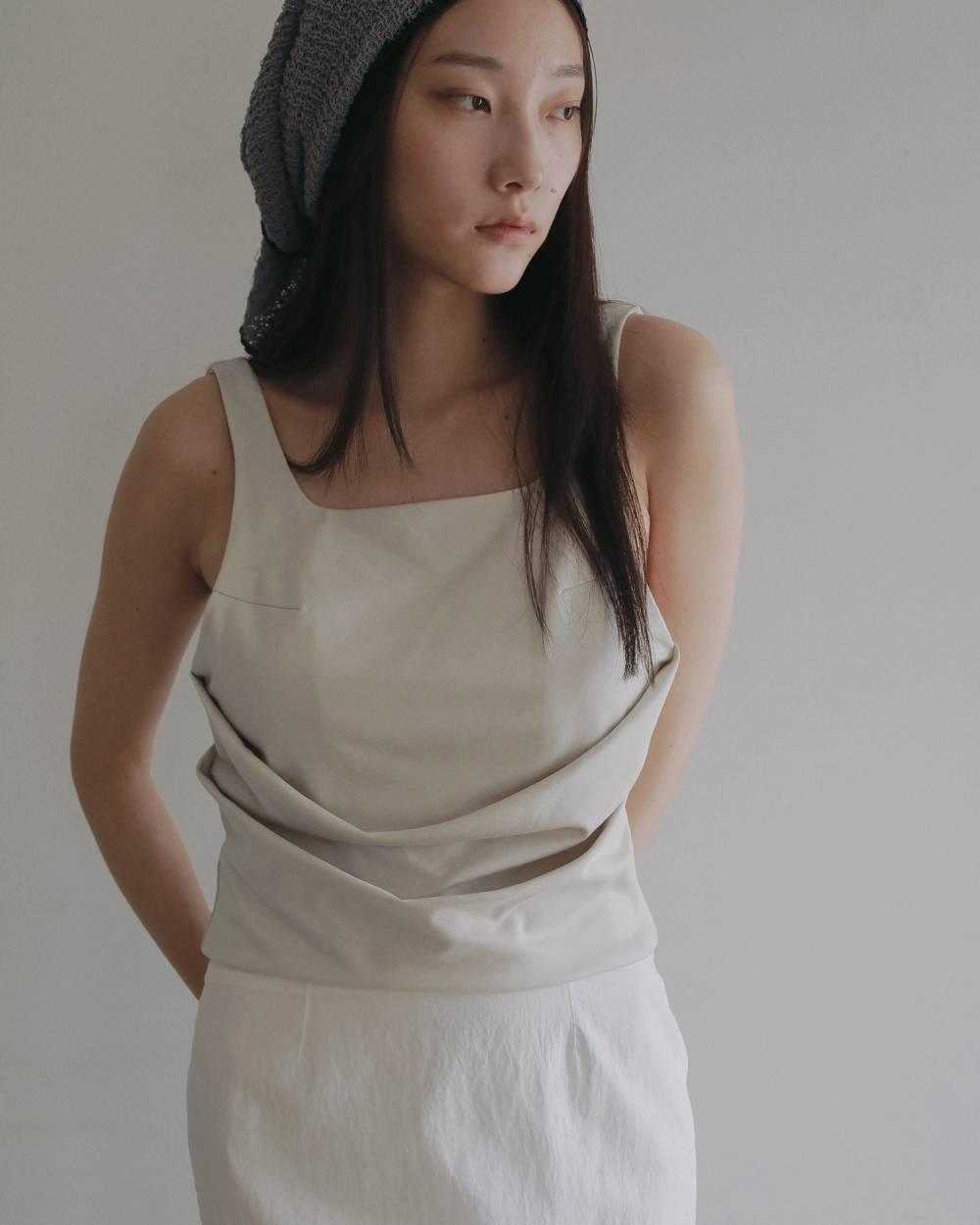 Drape Cut Tanktop Drape Cut Tanktop,ドレープカットタンクトップ,62610637,タンクトップ,タンク,トップス,ノースリーブ,ノースリ,ànuke,アンヌーク,lifes,ライフズ,26ss