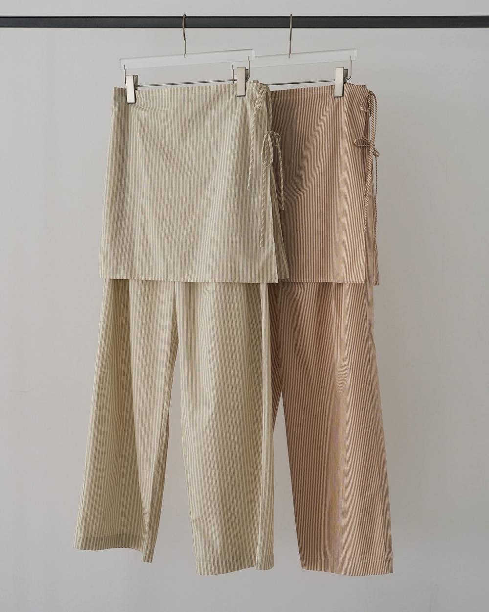 Stripe Layered Pants Stripe Layered Pants,ストライプ レイヤード パンツ,62610701,ボトム,パンツ,レイヤード,ストライプ柄,イージーパンツ,ラップスカート,ànuke,アンヌーク,lifes,ライフズ,26ss