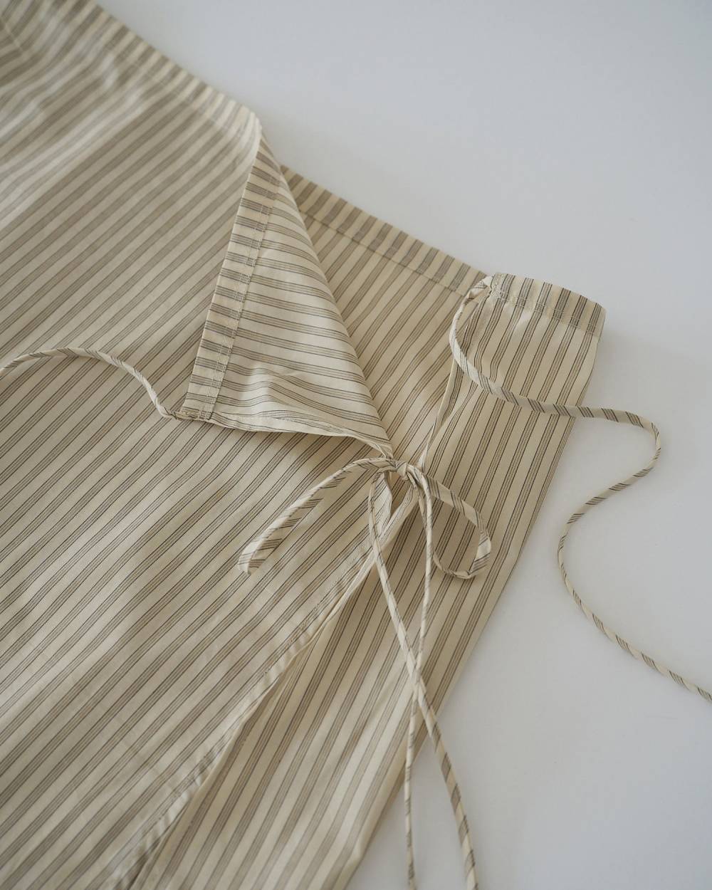 Stripe Layered Pants Stripe Layered Pants,ストライプ レイヤード パンツ,62610701,ボトム,パンツ,レイヤード,ストライプ柄,イージーパンツ,ラップスカート,ànuke,アンヌーク,lifes,ライフズ,26ss