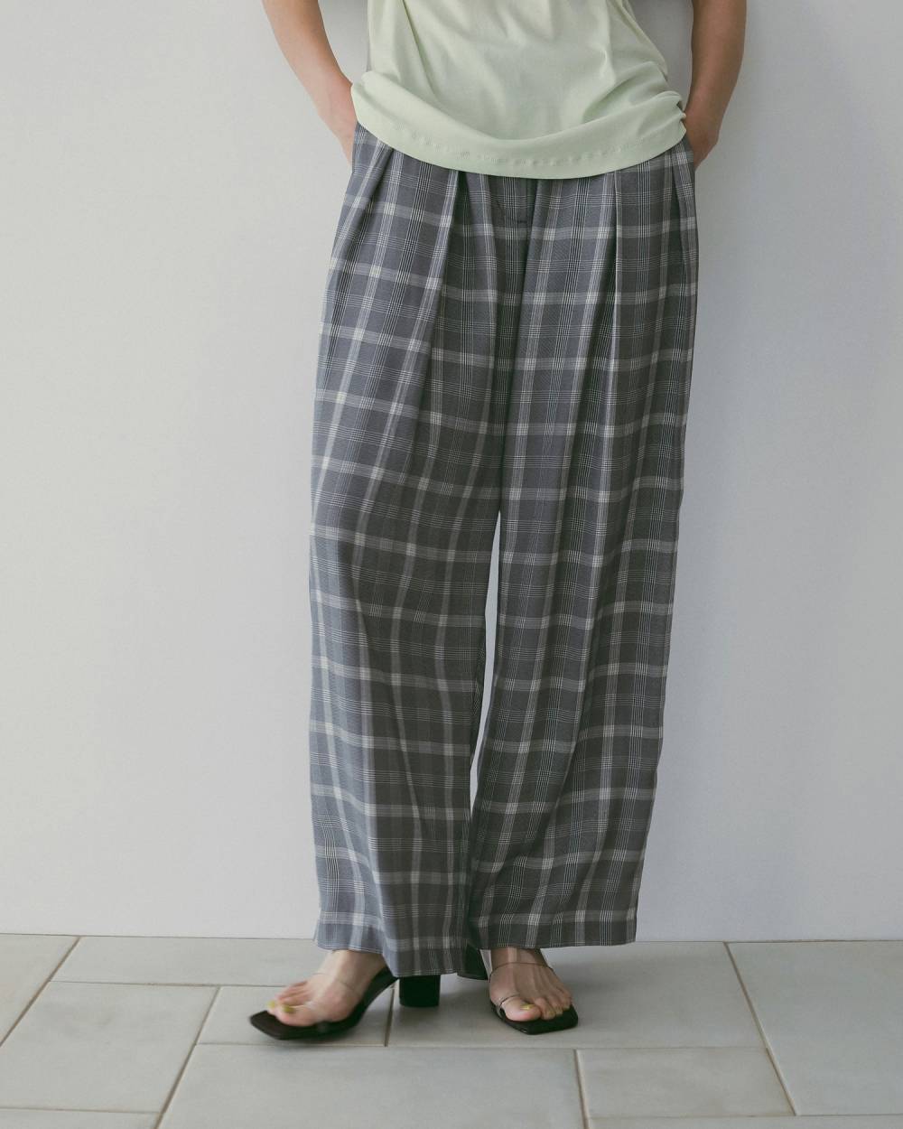 Check Daubletuck Pants Check Daubletuck Pants,チェック ダブルタック パンツ,62610702,ボトム,パンツ,ワイドパンツ,チェック柄,ànuke,アンヌーク,lifes,ライフズ,26ss