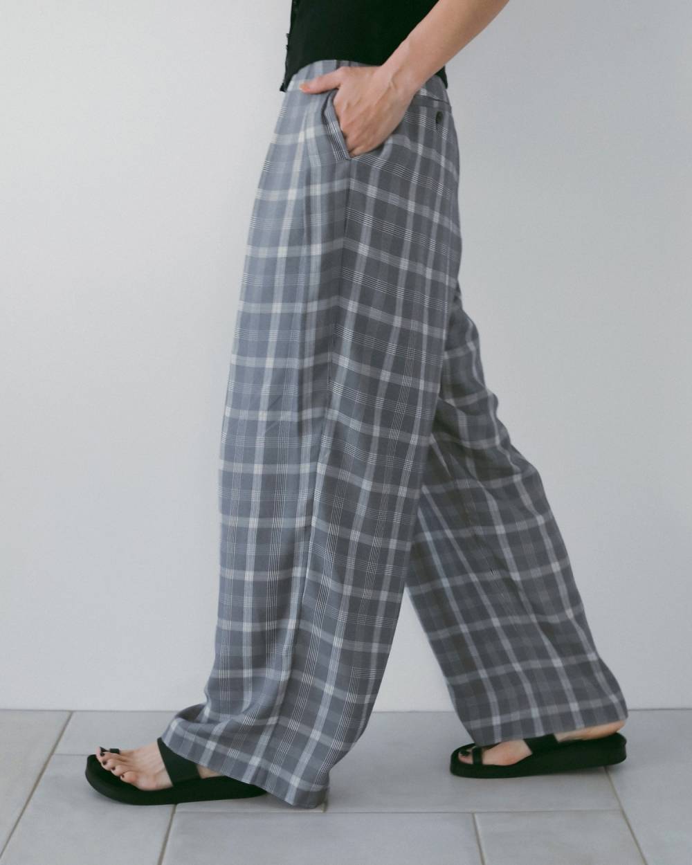 Check Daubletuck Pants Check Daubletuck Pants,チェック ダブルタック パンツ,62610702,ボトム,パンツ,ワイドパンツ,チェック柄,ànuke,アンヌーク,lifes,ライフズ,26ss