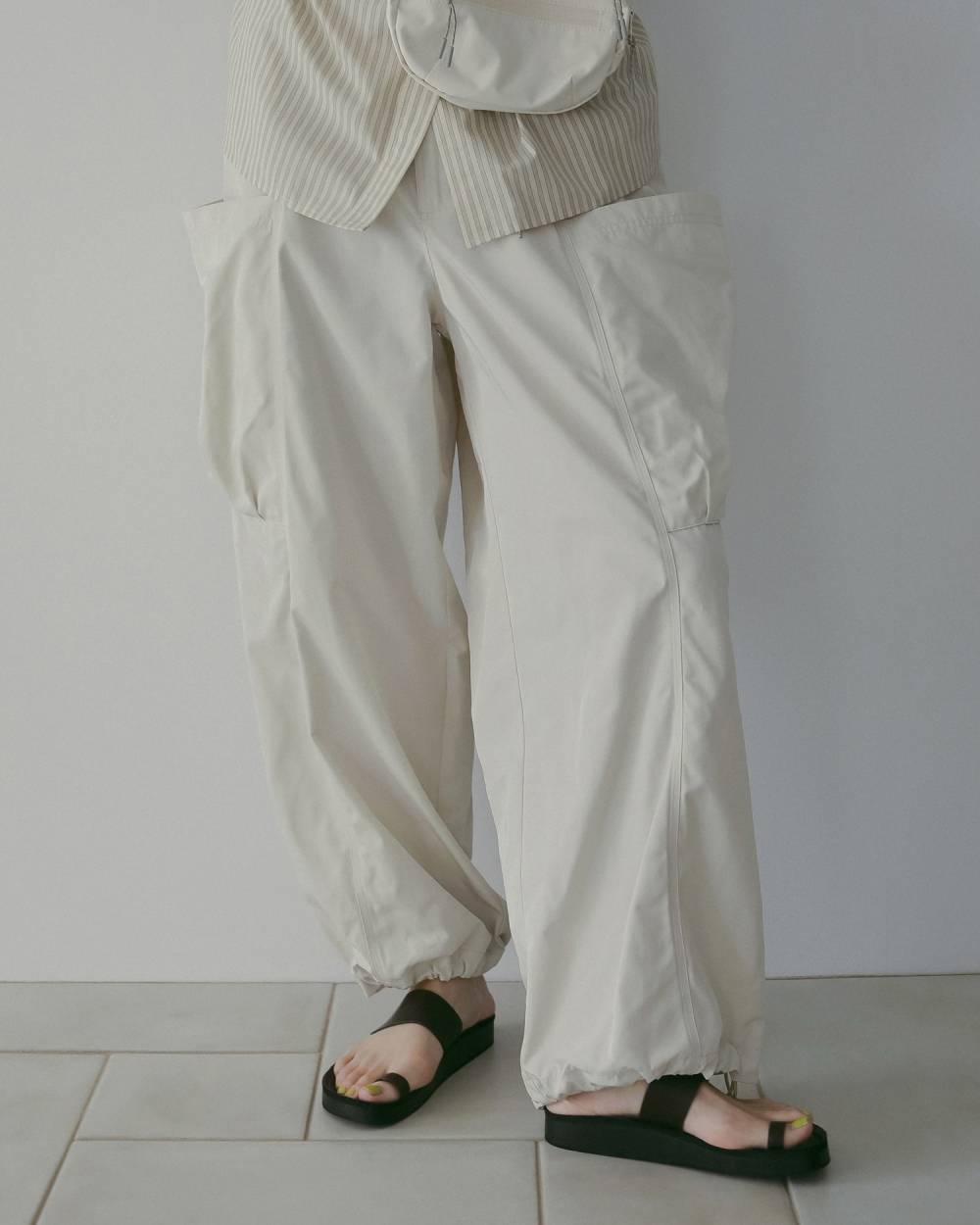 Twill Cargo Pants Twill Cargo Pants,ツイル カーゴ パンツ,62610711,ボトム,パンツ,カーゴパンツ,ドロストパンツ,カジュアル,ànuke,アンヌーク,lifes,ライフズ,26ss