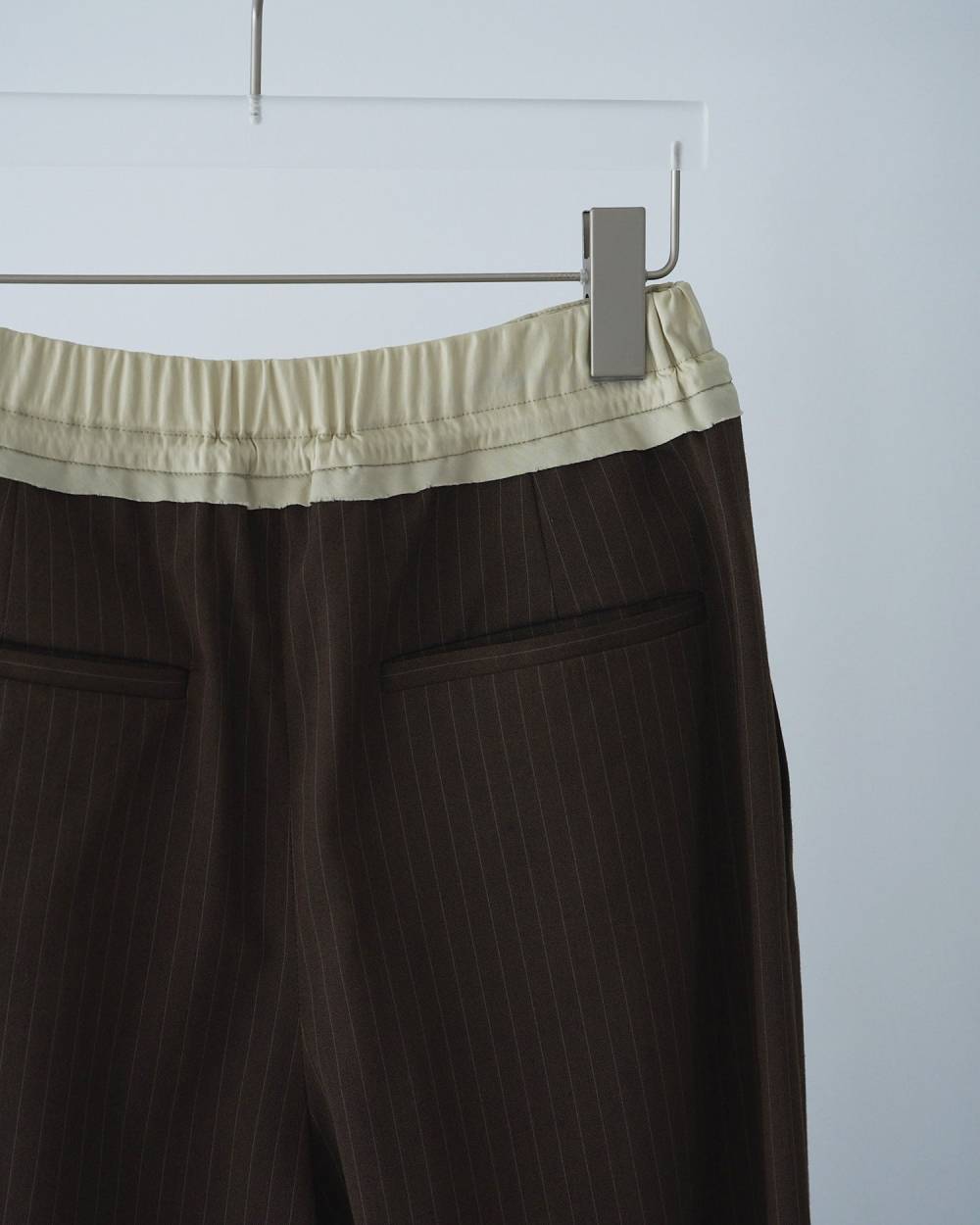 Bicolor Stripe Pants Bicolor Stripe Pants,バイカラー ストライプ パンツ,62610713,ボトム,パンツ,ストライプ,タックパンツ,ànuke,アンヌーク,lifes,ライフズ,26ss