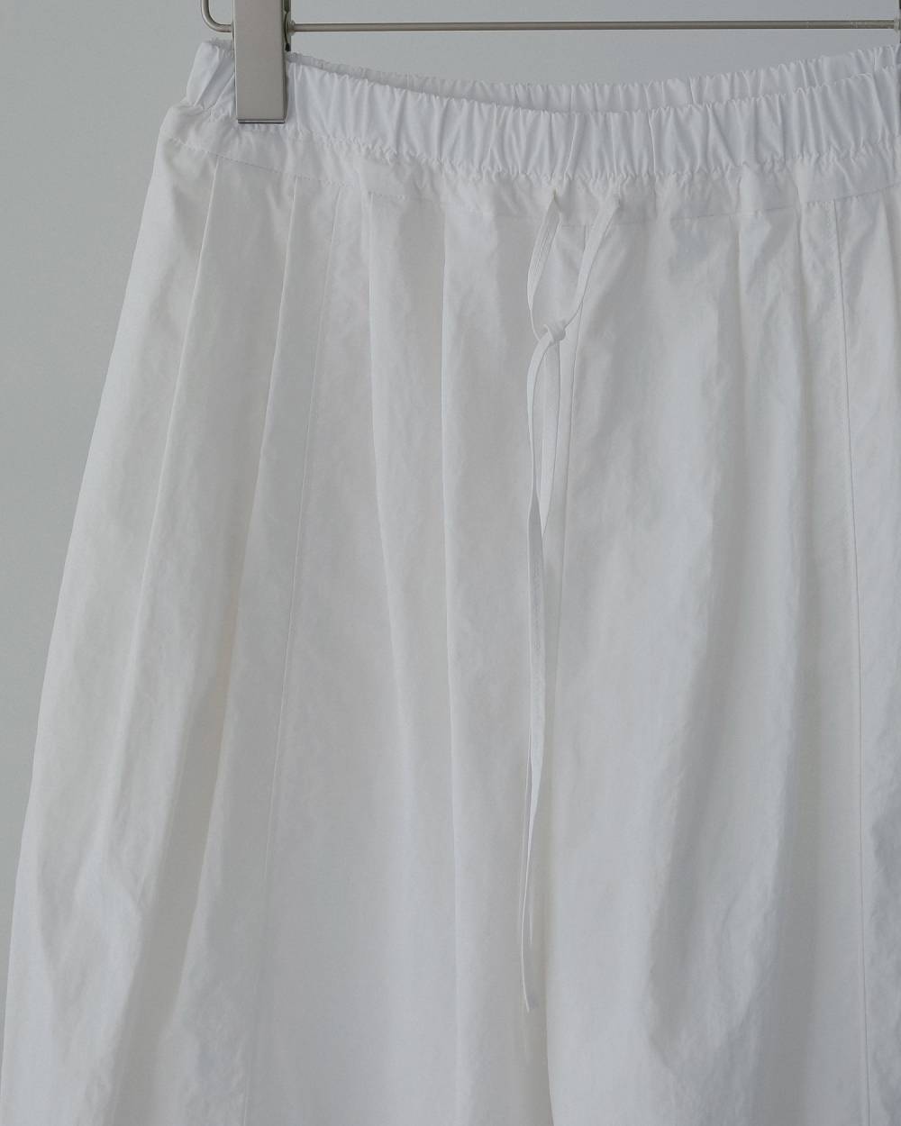 Volumetuck  Cocoon Pants Volumetuck  Cocoon Pants,ボリュームタック コクーン パンツ,62610720,ボトム,パンツ,PT,ナイロンパンツ,ànuke,アンヌーク,lifes,ライフズ,26ss