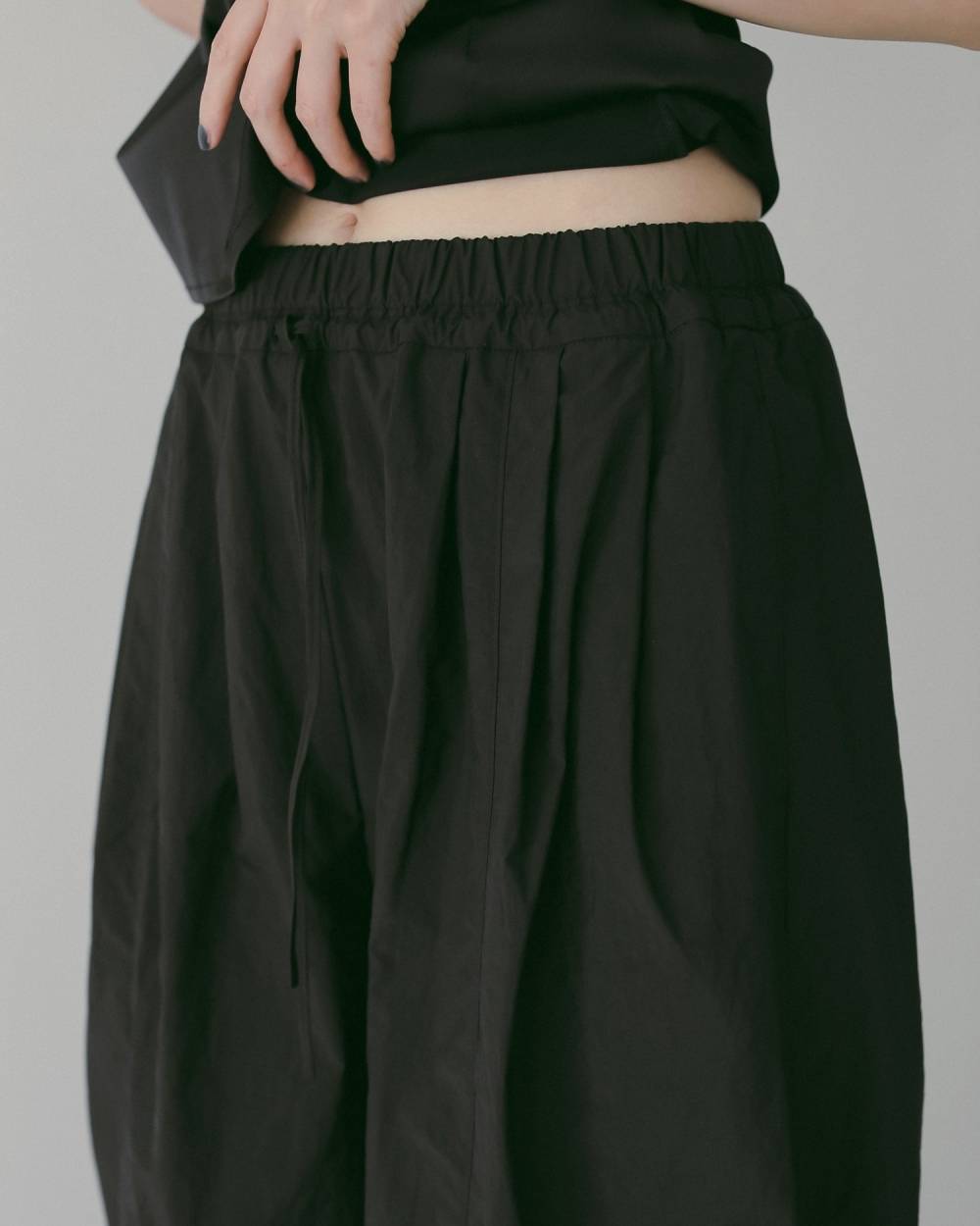 Volumetuck  Cocoon Pants Volumetuck  Cocoon Pants,ボリュームタック コクーン パンツ,62610720,ボトム,パンツ,PT,ナイロンパンツ,ànuke,アンヌーク,lifes,ライフズ,26ss
