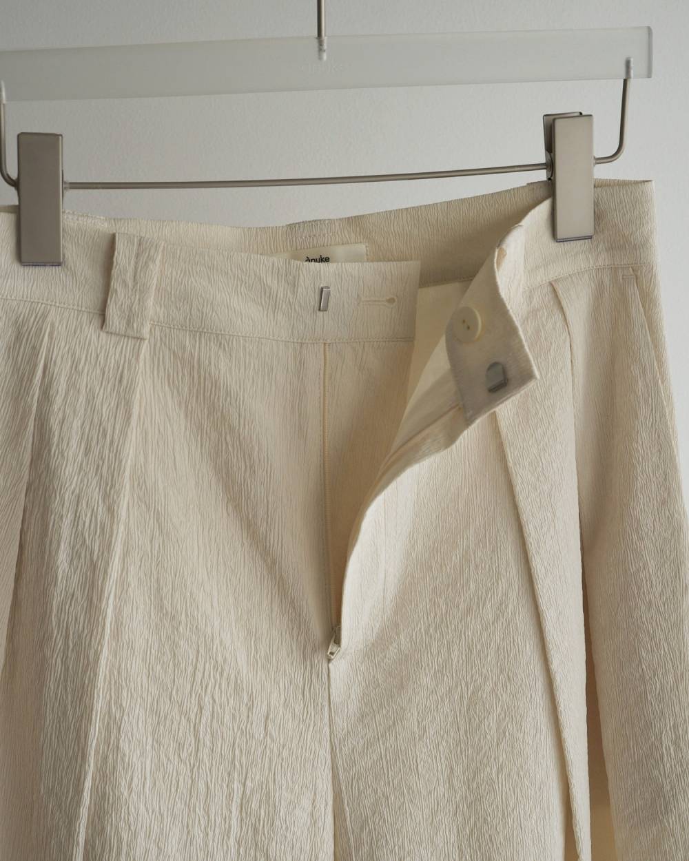 Sucker Tuck Pants Sucker Tuck Pants,サッカー タック パンツ,62610721,ボトム,パンツ,タックパンツ,ànuke,アンヌーク,lifes,ライフズ,26ss