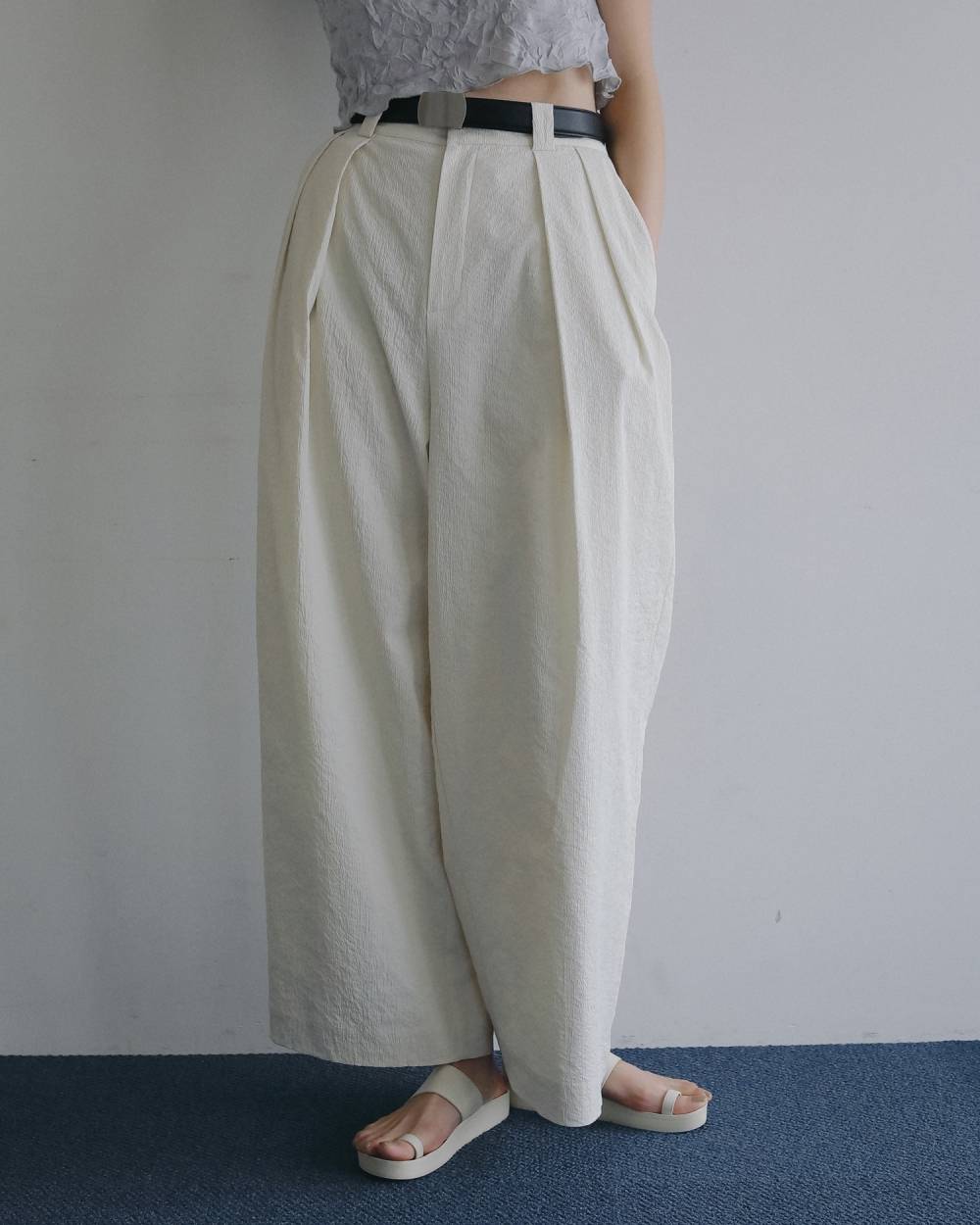Sucker Tuck Pants Sucker Tuck Pants,サッカー タック パンツ,62610721,ボトム,パンツ,タックパンツ,ànuke,アンヌーク,lifes,ライフズ,26ss