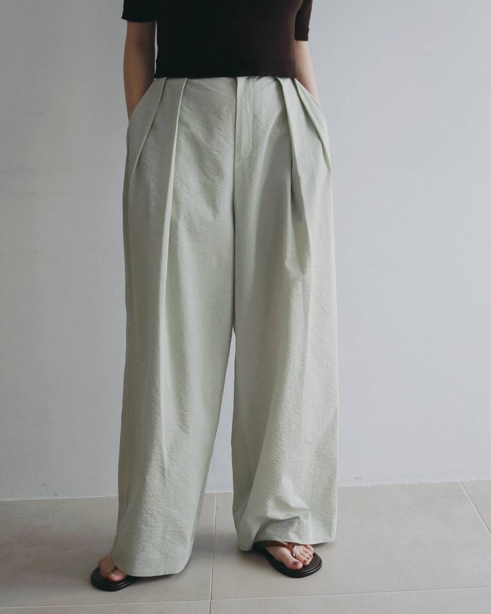 Sucker Tuck Pants Sucker Tuck Pants,サッカー タック パンツ,62610721,ボトム,パンツ,タックパンツ,ànuke,アンヌーク,lifes,ライフズ,26ss