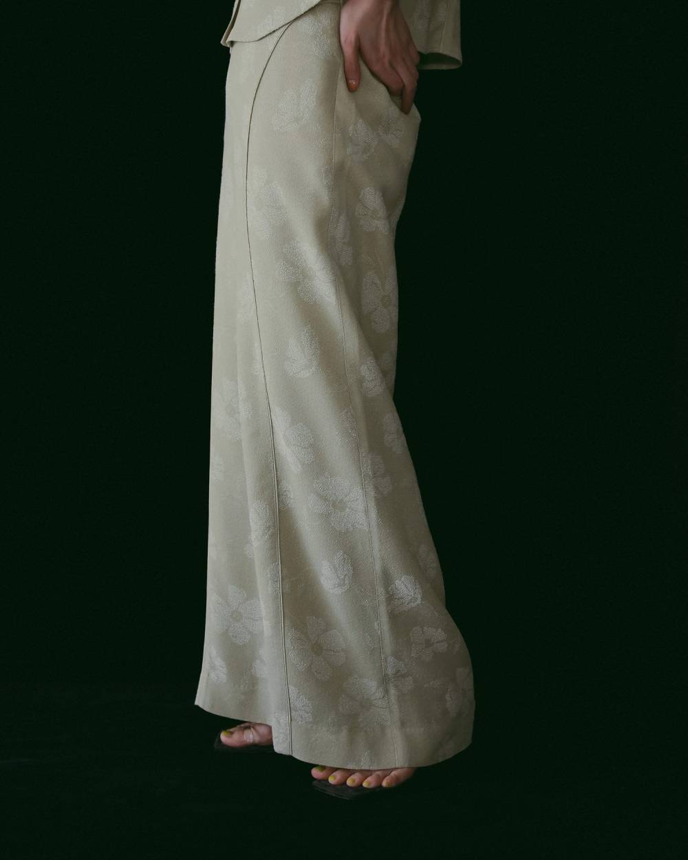 Flower Jacquard Skirt Flower Jacquard Skirt,フラワー ジャカード スカート,62610806,スカート,ボトム,ストレートスカート,花柄,ànuke,アンヌーク,lifes,ライフズ,26ss