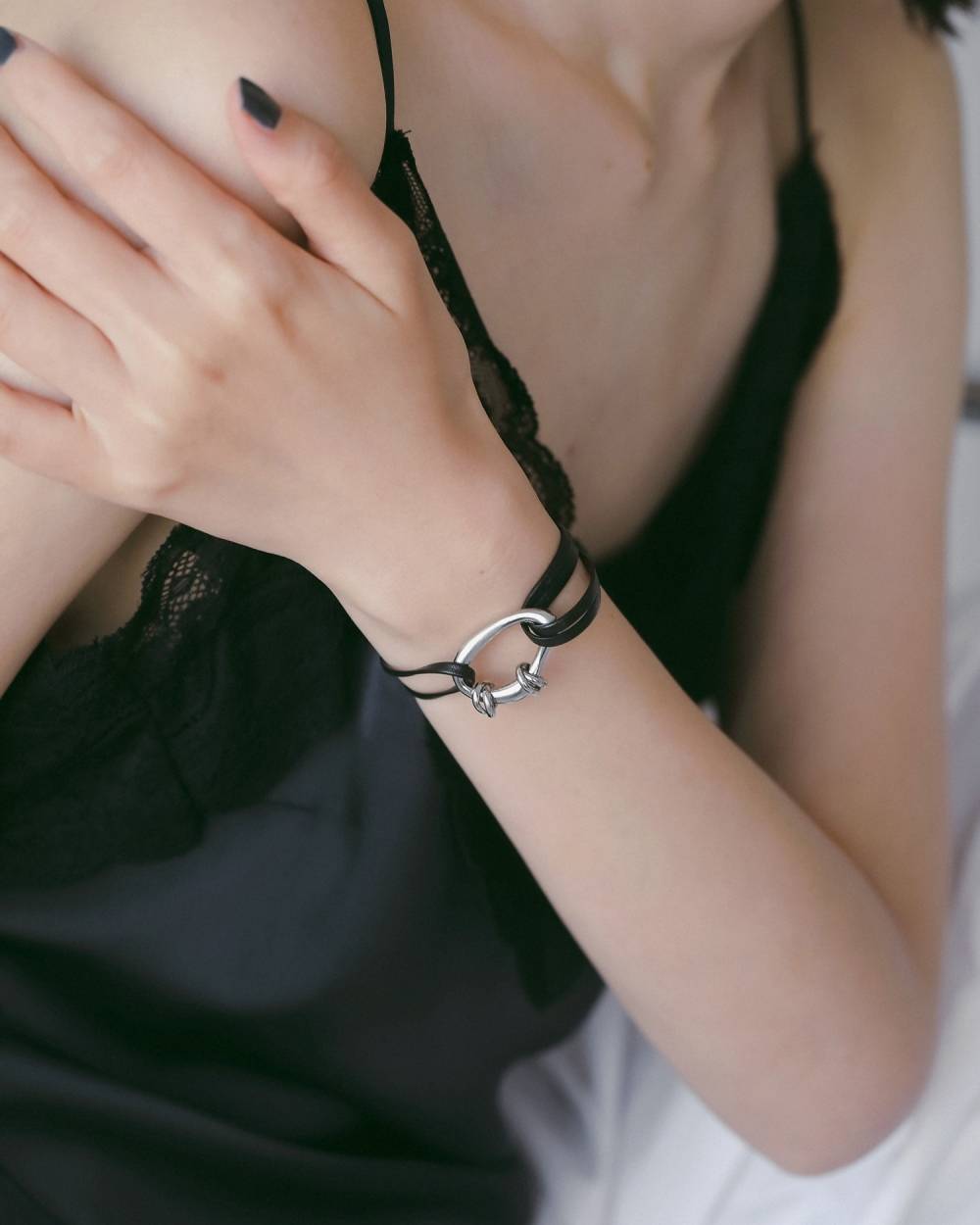 Metal x Leather Bracelet Metal x Leather Bracelet,メタル×レザーブレスレット,62610907,ブレスレット,レザーブレスレット,アクセサリー,アクセ,ànuke,アンヌーク,lifes,ライフズ,26ss