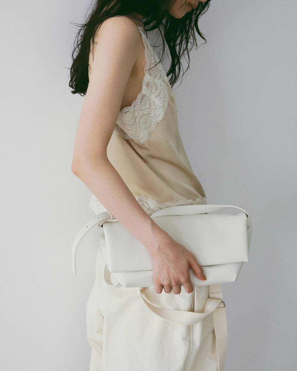 Ecoleather Wrap Bag Ecoleather Wrap Bag,エコレザー ラップ バック,62611009,バック,小物,エコレザー,ミニバック,ànuke,アンヌーク,lifes,ライフズ,26ss