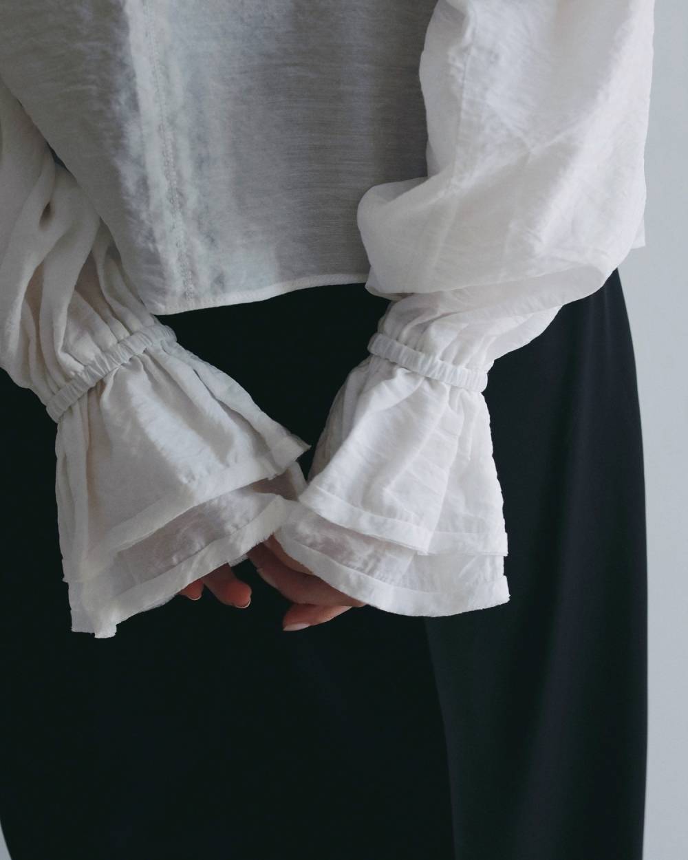 2way Frill Blouse 2way Frill Blouse,2way フリル ブラウス,62620404,トップス,シャツ,ブラウス,2way,ànuke,アンヌーク,lifes,ライフズ,26ss,26fall,26aw