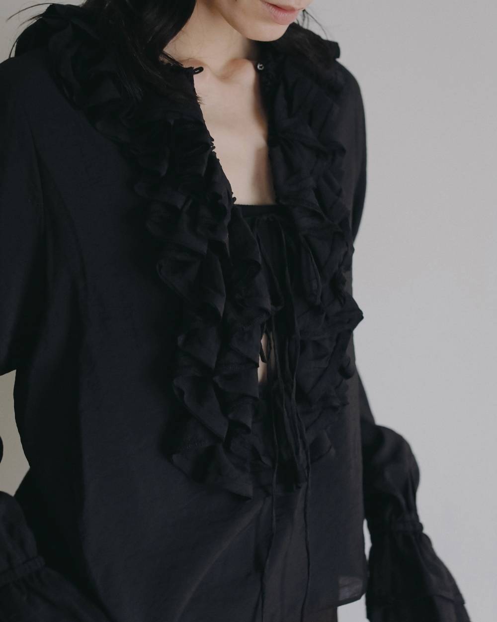 2way Frill Blouse 2way Frill Blouse,2way フリル ブラウス,62620404,トップス,シャツ,ブラウス,2way,ànuke,アンヌーク,lifes,ライフズ,26ss,26fall,26aw