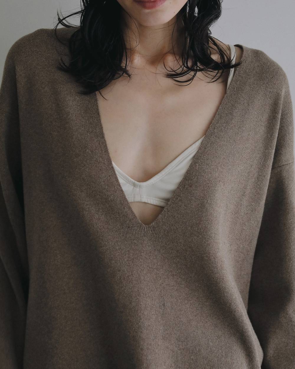 Deep Vneck Knit Deep Vneck Knit,ディープ Vネック ニット,62620525,トップス,ニット,ニットトップス,Vネック,ànuke,アンヌーク,lifes,ライフズ,26ss