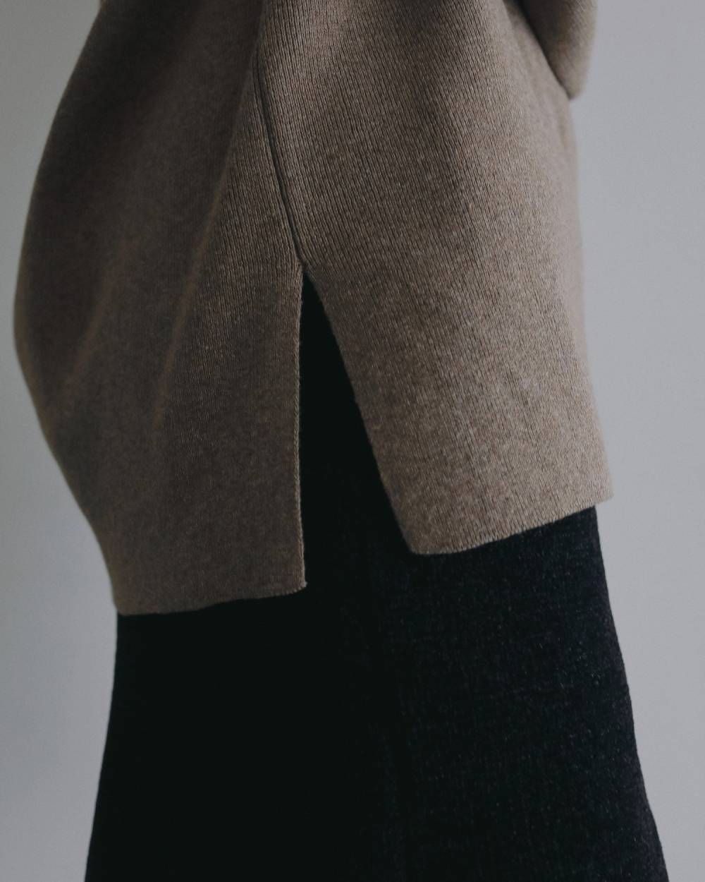 Deep Vneck Knit Deep Vneck Knit,ディープ Vネック ニット,62620525,トップス,ニット,ニットトップス,Vネック,ànuke,アンヌーク,lifes,ライフズ,26ss
