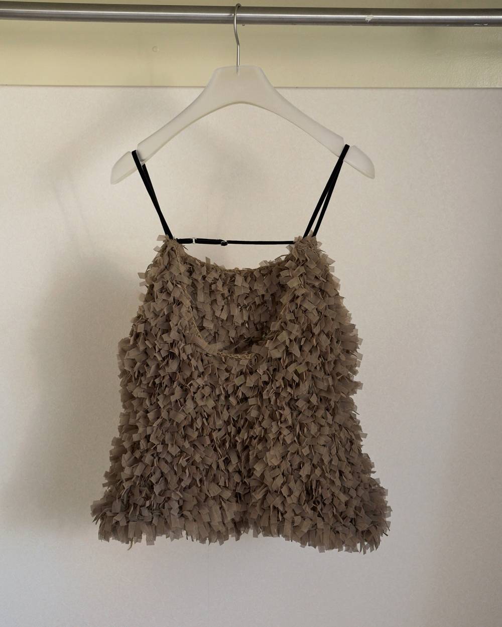 Tulle Fringe Camisole Tulle Fringe Camisole,チュール フリンジ キャミソール,62620528,トップス,ニットキャミソール,キャミ,ànuke,アンヌーク,lifes,ライフズ,26ss,26fall,26aw