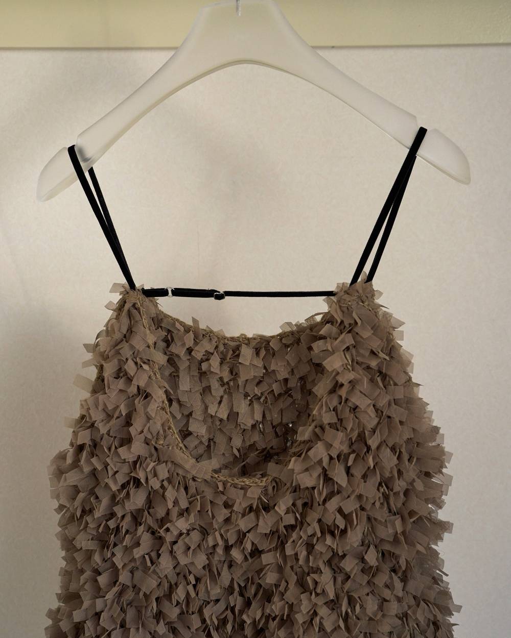 Tulle Fringe Camisole Tulle Fringe Camisole,チュール フリンジ キャミソール,62620528,トップス,ニットキャミソール,キャミ,ànuke,アンヌーク,lifes,ライフズ,26ss,26fall,26aw