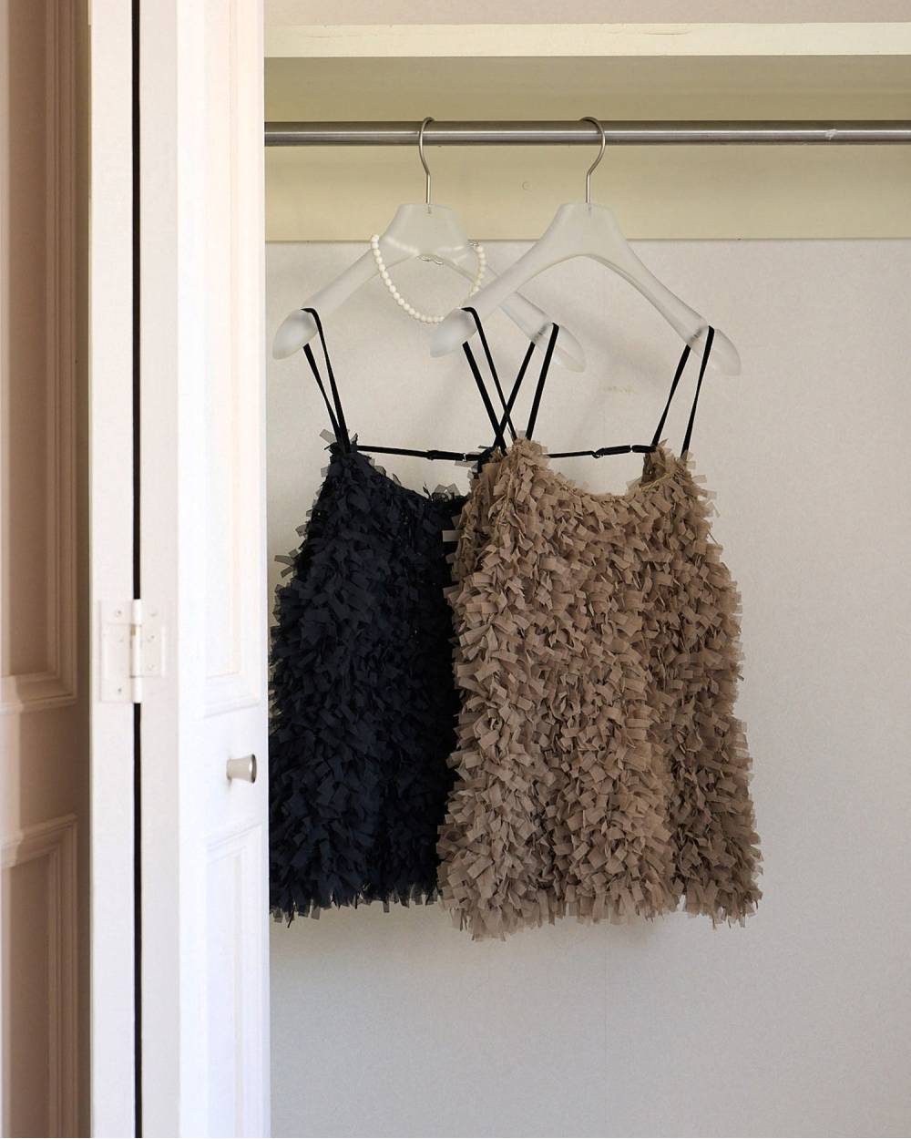 Tulle Fringe Camisole Tulle Fringe Camisole,チュール フリンジ キャミソール,62620528,トップス,ニットキャミソール,キャミ,ànuke,アンヌーク,lifes,ライフズ,26ss,26fall,26aw