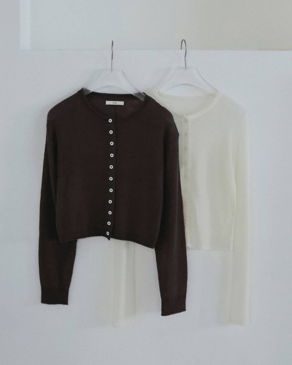 Layered Crewneck Cardigan Layered Crewneck Cardigan,レイヤードクルーネックカーディガン,62620531,カーディガン,カーデ,トップス,ニット,ànuke,アンヌーク,lifes,ライフズ,26fall,26aw