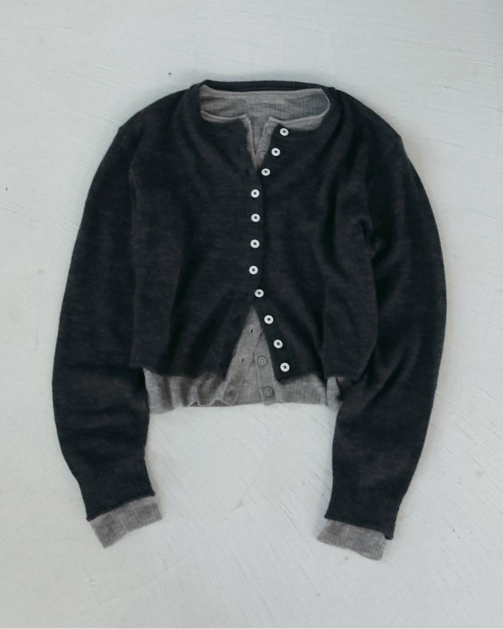 Layered Crewneck Cardigan Layered Crewneck Cardigan,レイヤードクルーネックカーディガン,62620531,カーディガン,カーデ,トップス,ニット,ànuke,アンヌーク,lifes,ライフズ,26fall,26aw