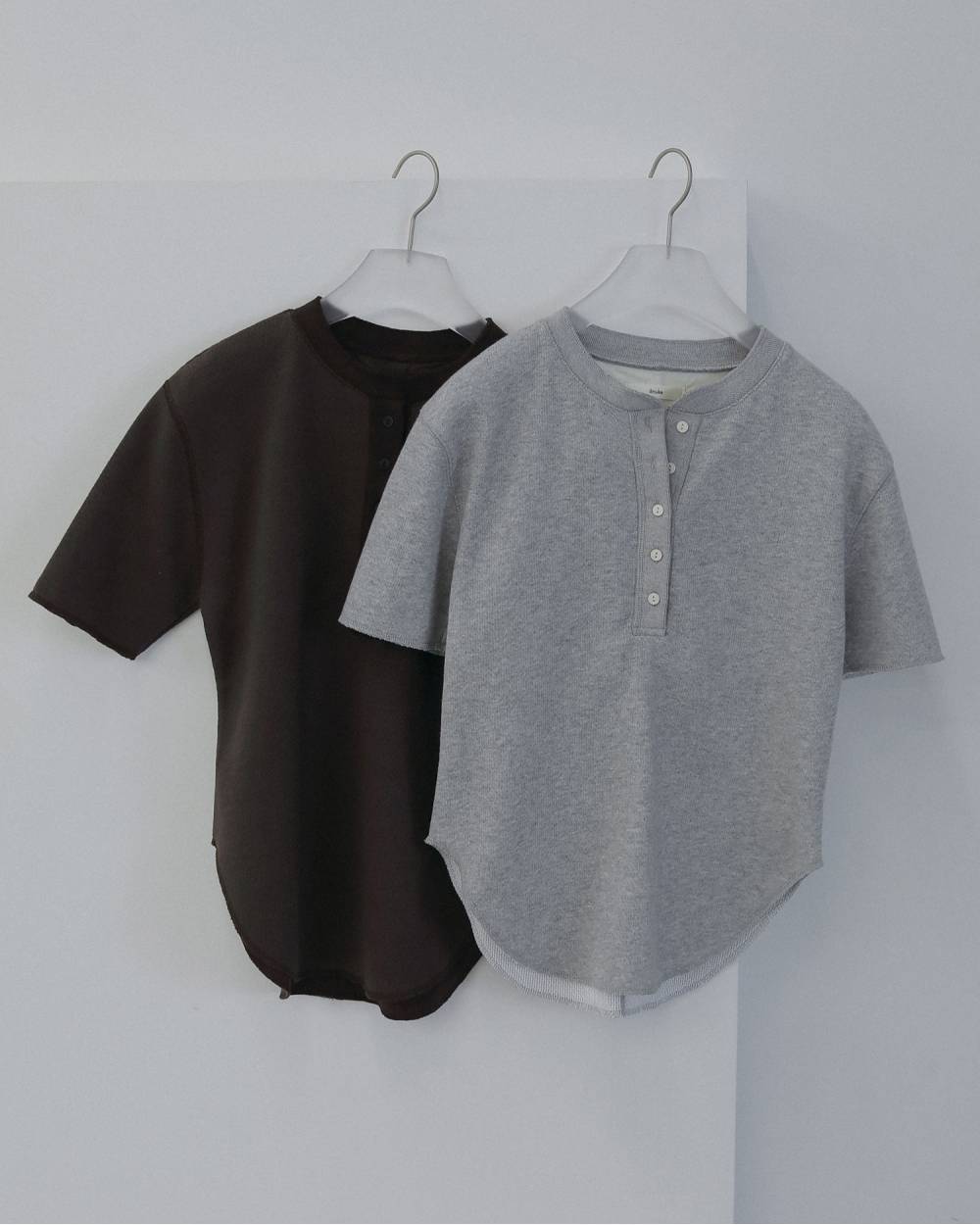Halfsleeve Henley Tops Halfsleeve Henley Tops,ハーフスリーブ ヘンリー トップス,62620611,トップス,ハーフスリーブ,半袖,カットソー,Tシャツ,ànuke,アンヌーク,lifes,ライフズ,26ss,26fall,26aw