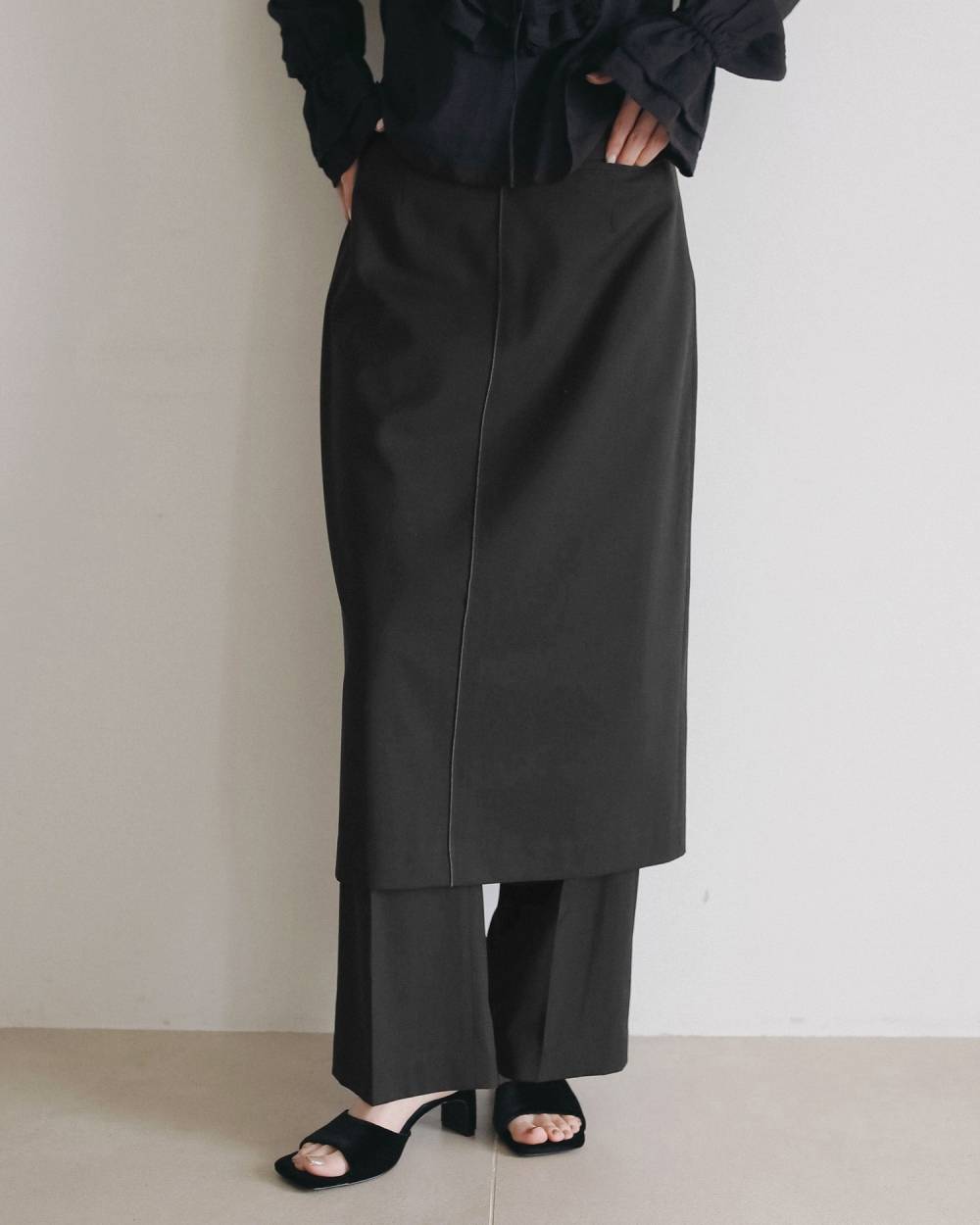 Wool Layered Pants Wool Layered Pants,ウール レイヤード パンツ,62620707,ボトム,パンツ,レイヤード,ànuke,アンヌーク,lifes,ライフズ,26ss,26fall,26aw