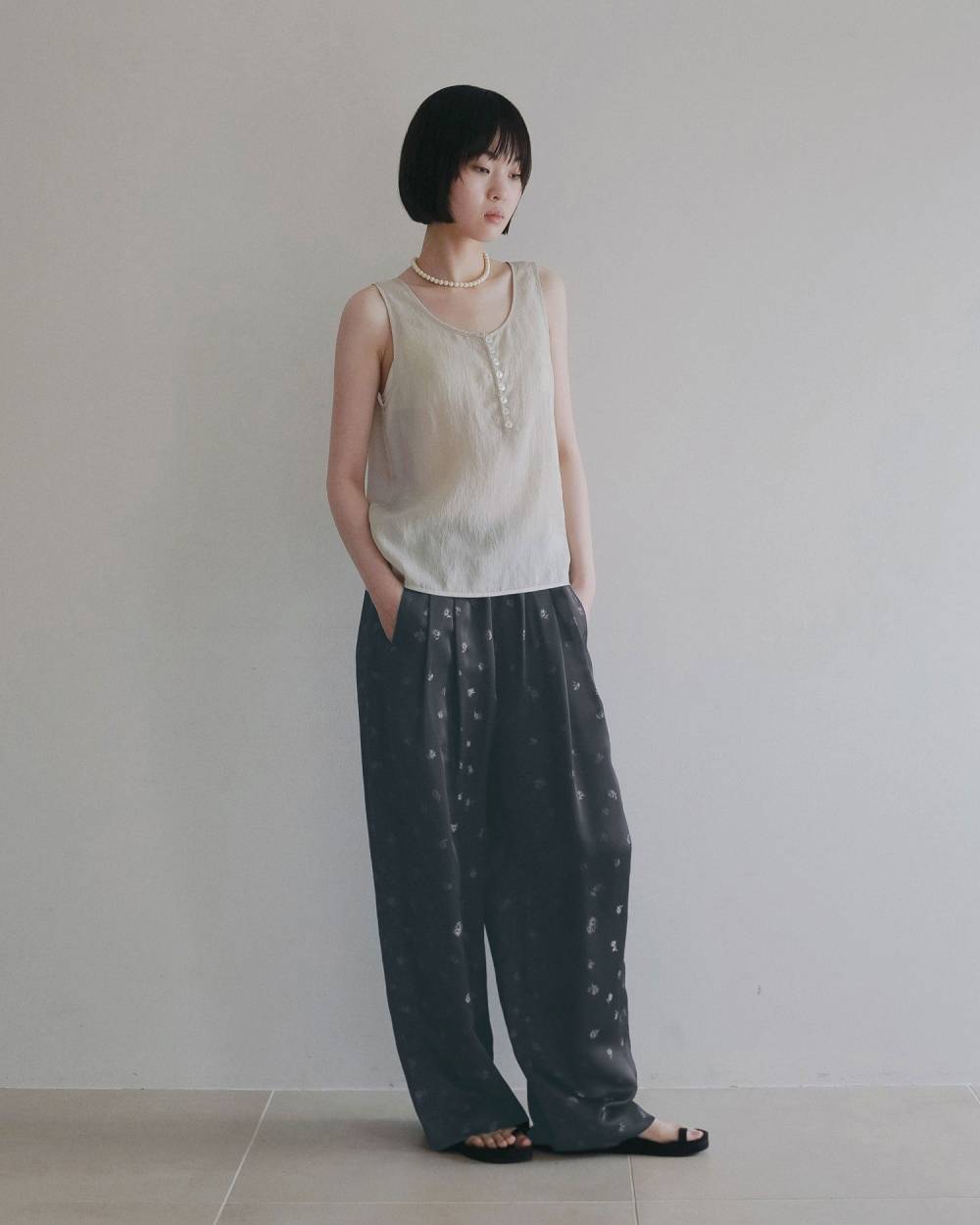 Flower Jacquard Roughpants Flower Jacquard Roughpants,フラワー ジャカード ラフパンツ,62620717,ボトム,花柄,パンツ,ワイドパンツ,ànuke,アンヌーク,lifes,ライフズ,26ss,26fall,26aw